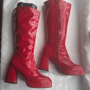 Red Patent Leather Knee-High Boots - 41 (US 8.5)